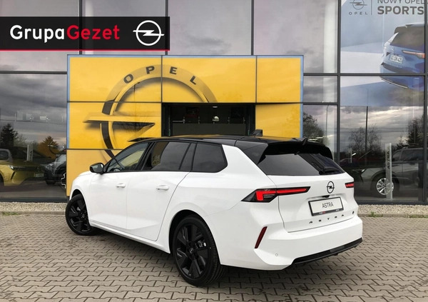 Opel Astra cena 201990 przebieg: 5, rok produkcji 2024 z Suchedniów małe 154